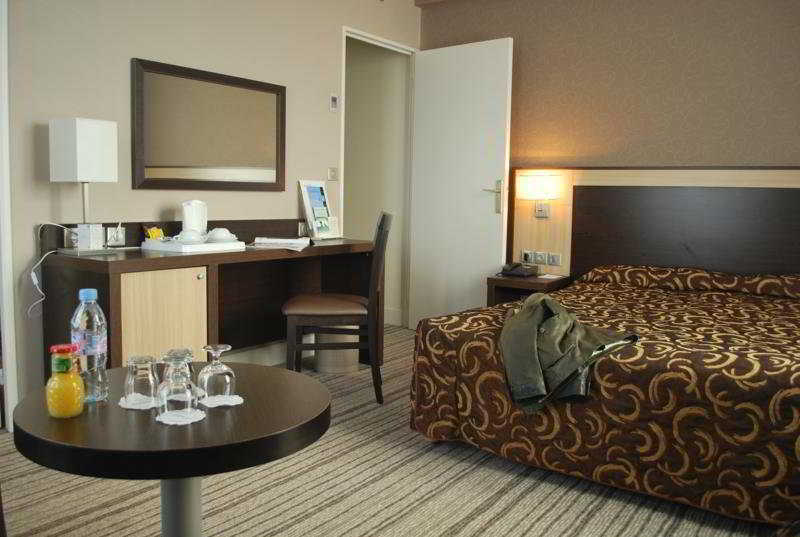 Best Western Plus Hotel Malherbe Кан Экстерьер фото
