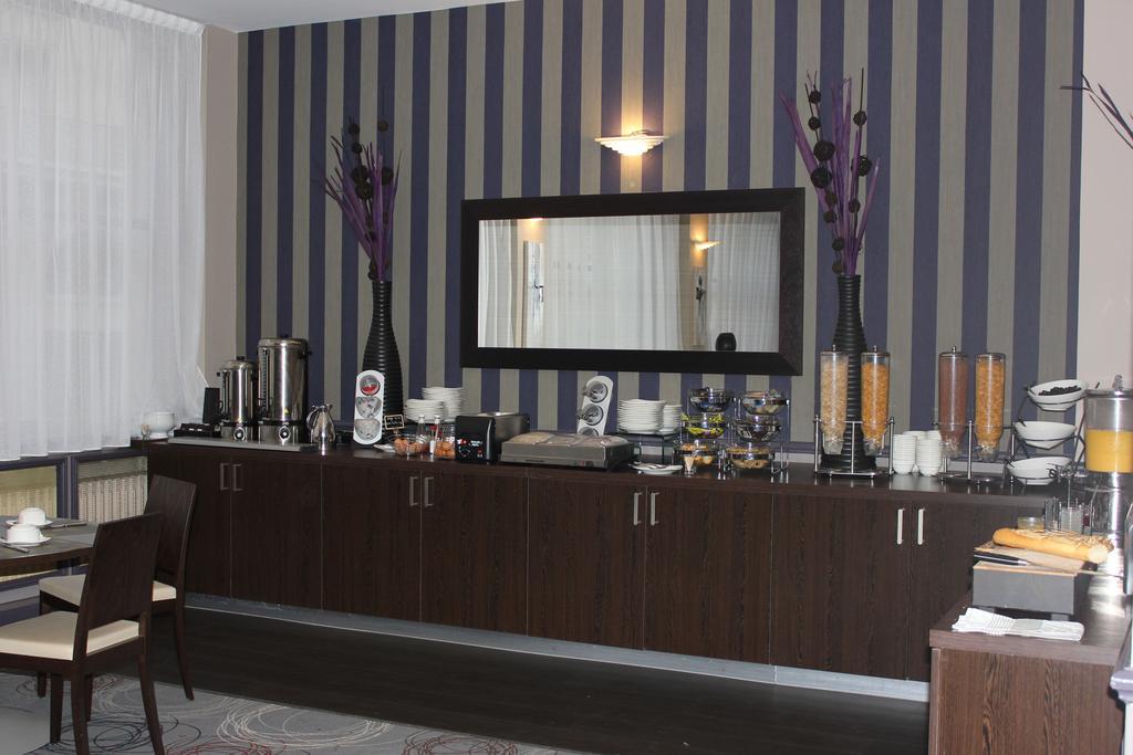 Best Western Plus Hotel Malherbe Кан Экстерьер фото